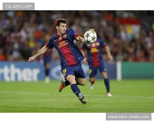 全球知名足球明星精彩瞬间照片集锦展现他们的风采与激情